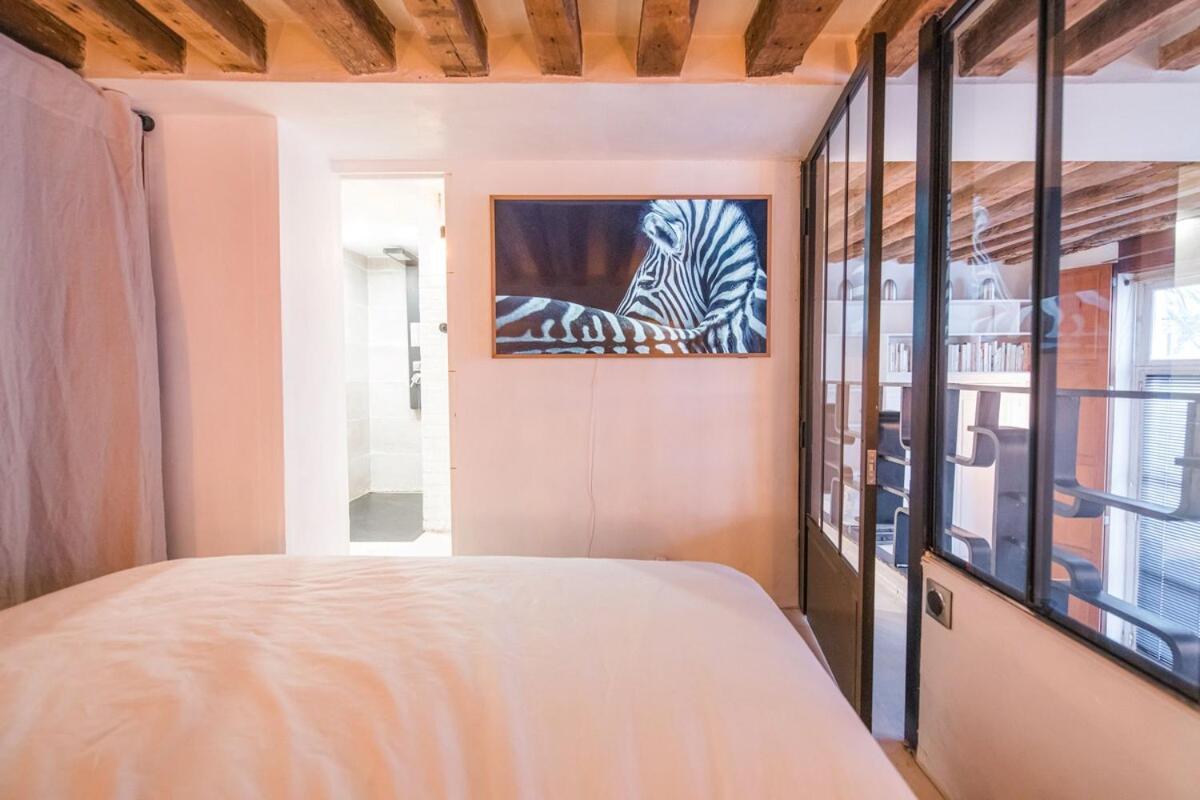 Artist's Mini Loft - Marais Appartamento