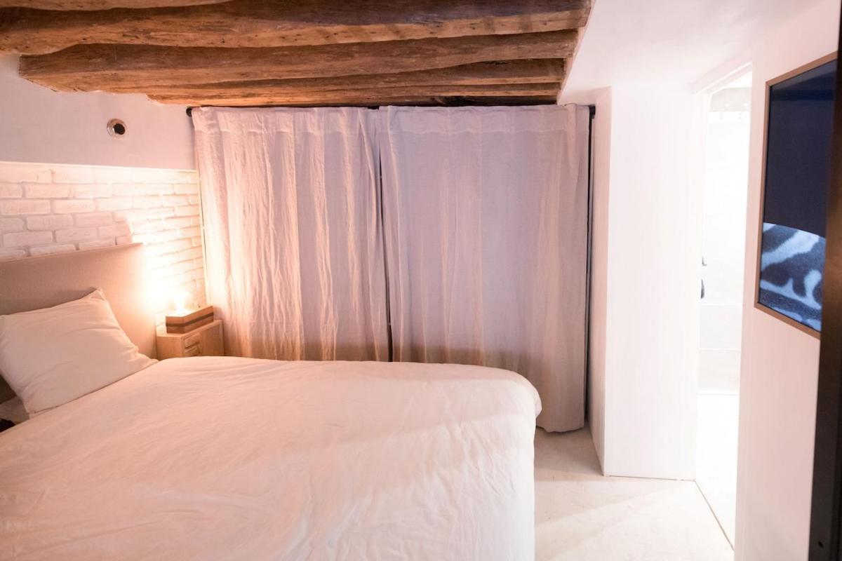 Artist's Mini Loft - Marais * Parigi